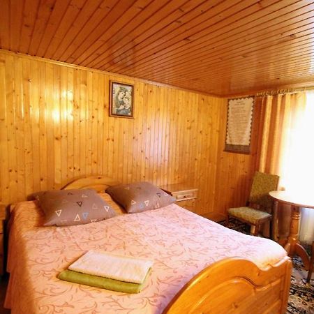 Карпатська Полонина Leilighet Jaremtsje Eksteriør bilde